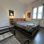 Roby\'S Guest House In San Martino